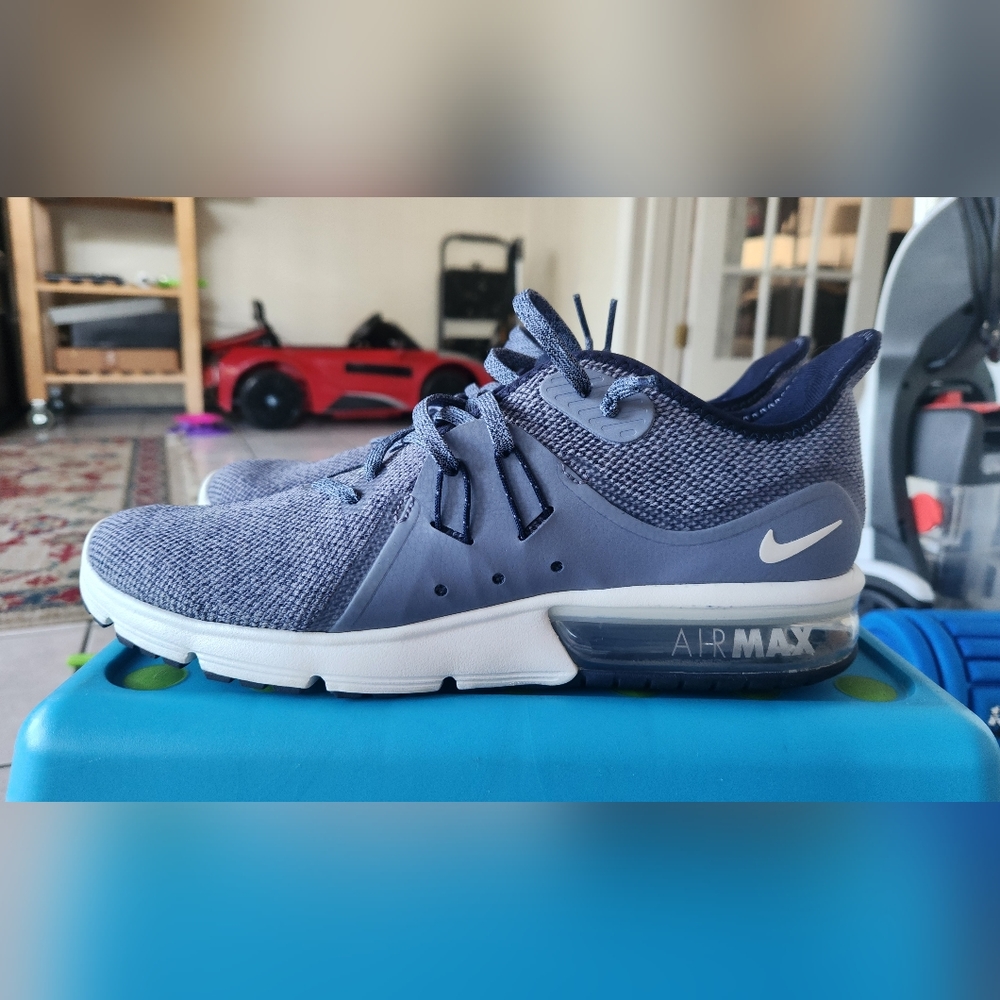 Nike Air Max Sequent 3, Size 10 blue, white/cream, practically new condition